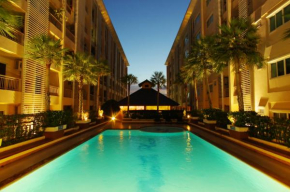 Отель The Ninth Place Serviced Residence  Бангкок
